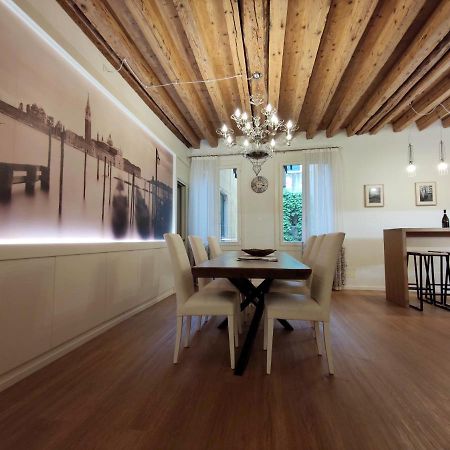 Deluxe 3 Bedroom Flat In Rialto Venedig Exteriör bild