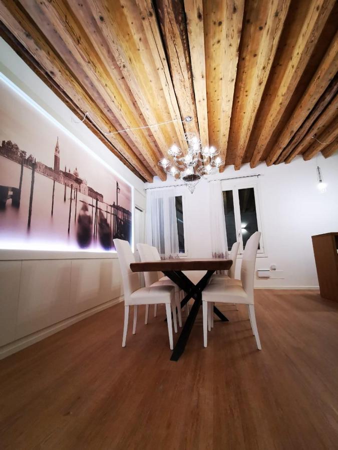 Deluxe 3 Bedroom Flat In Rialto Venedig Exteriör bild